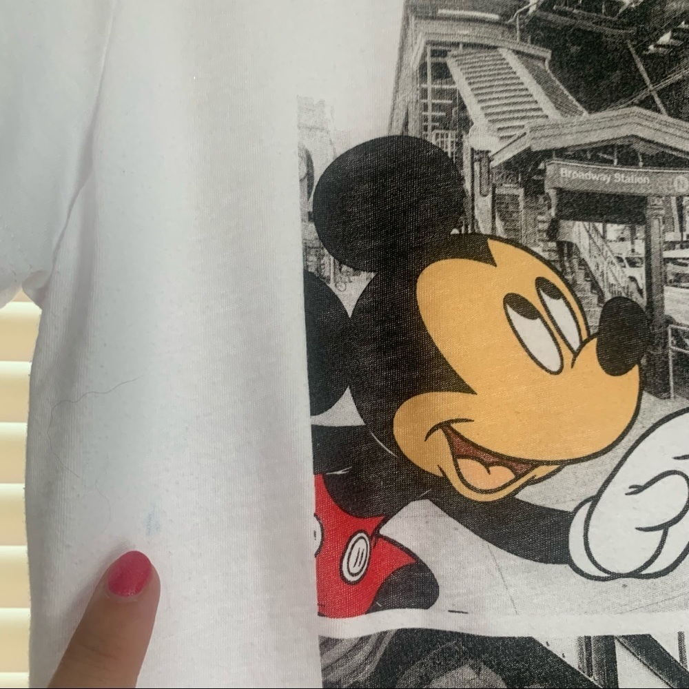 Disney Mickey Mouse T-shirt Medium - Picture 6 of 7